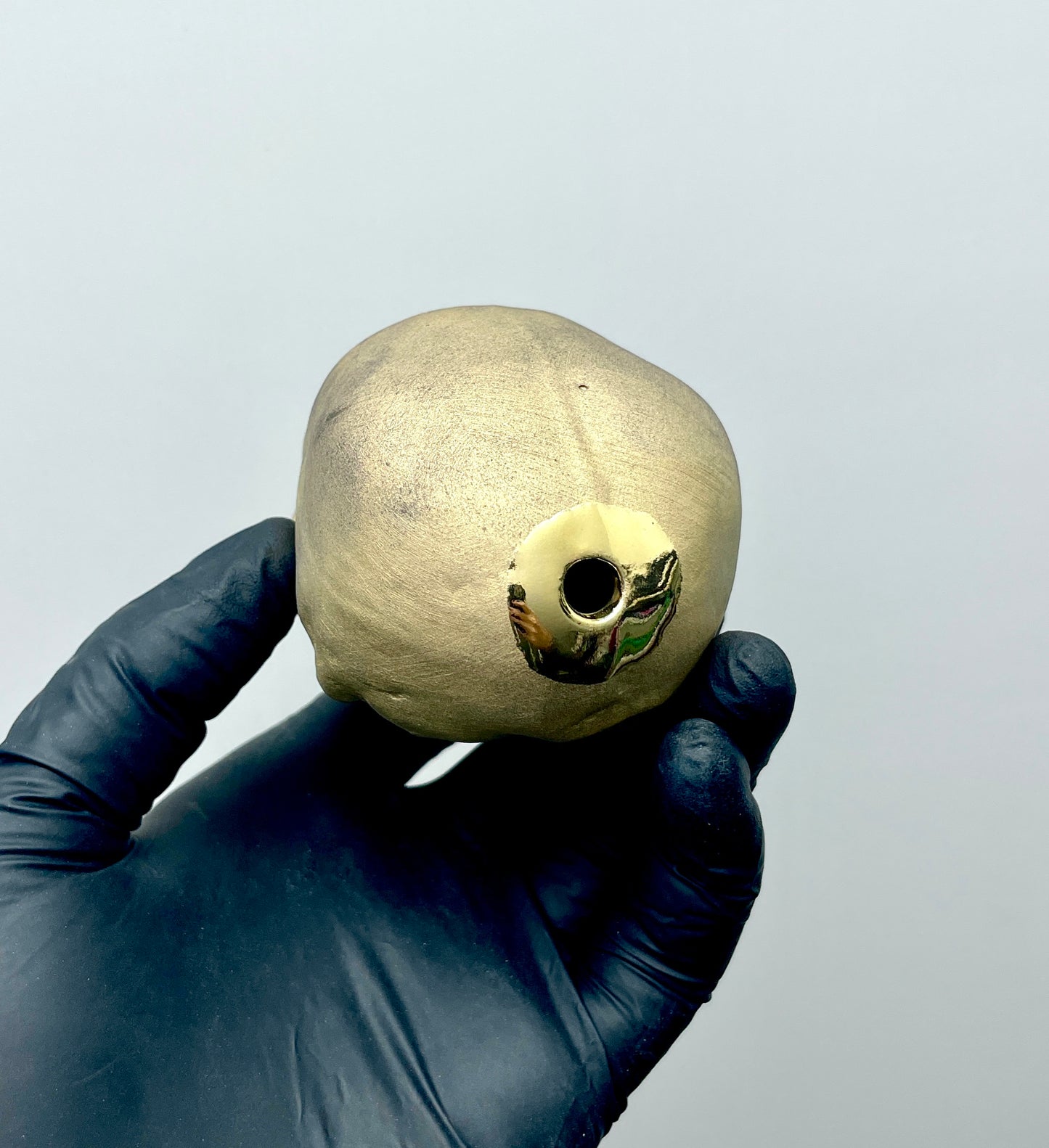 Gold Skull Pipe