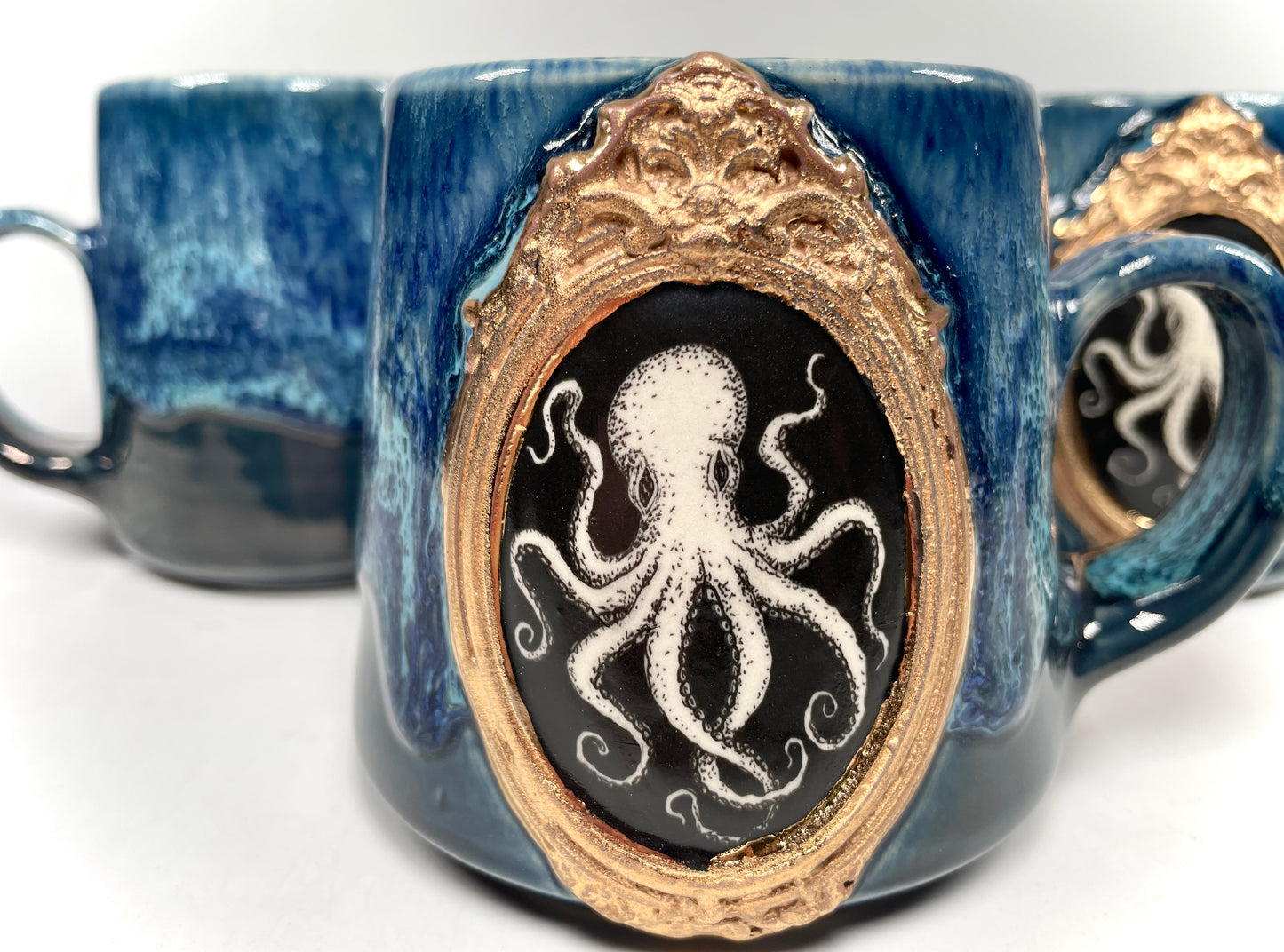 Blue & Gold Octopoda Mug