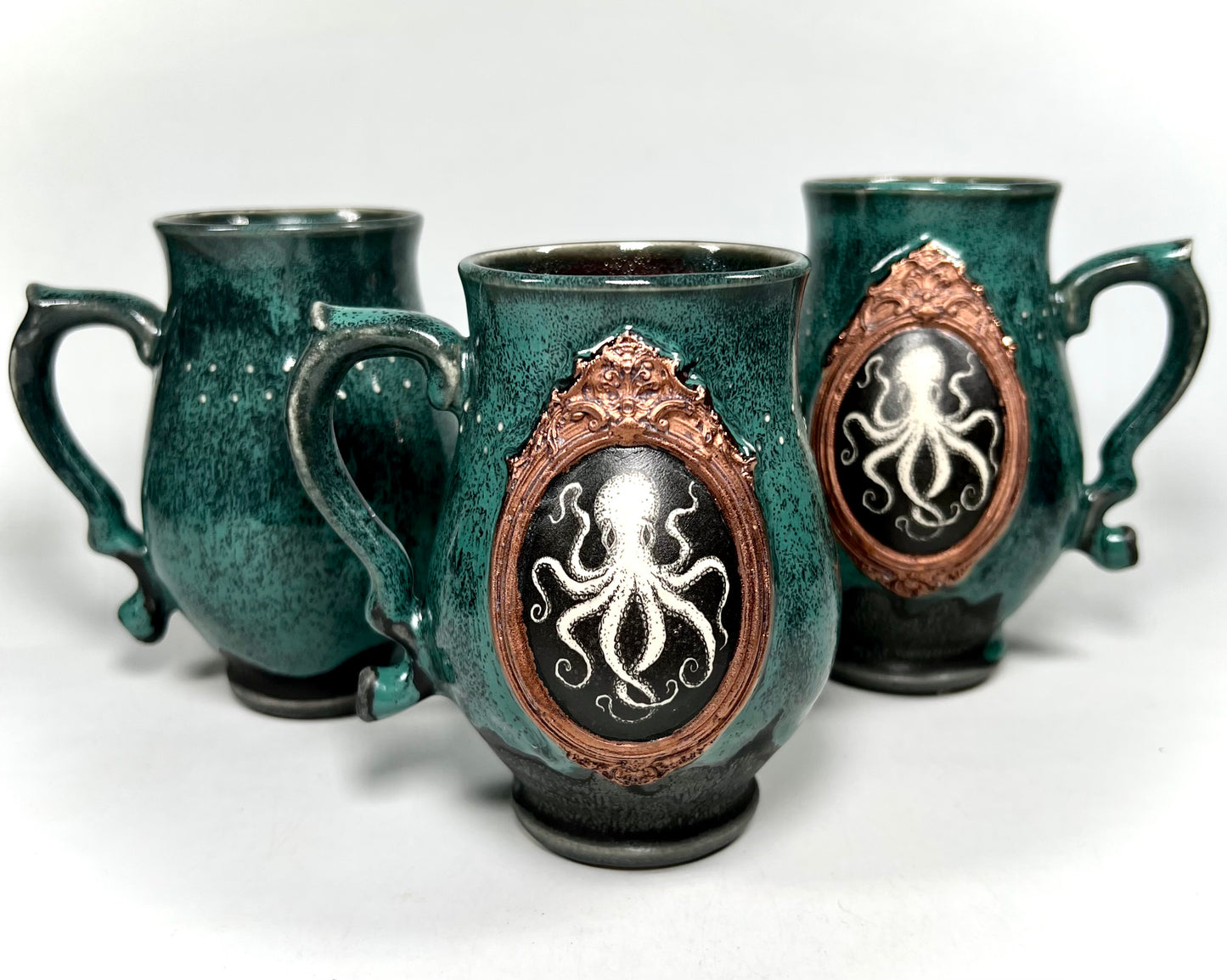 Octopoda Cameo Mug