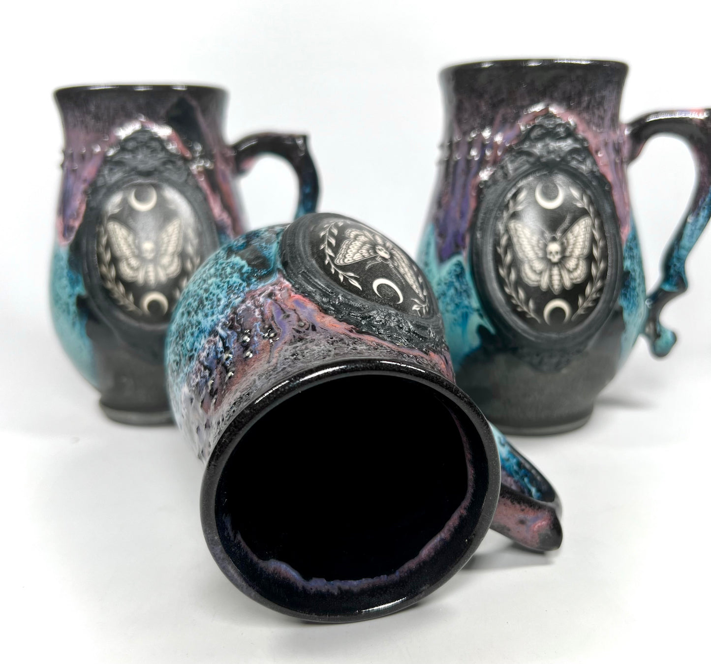 (PREORDER)Purple and Teal Deaths-head Hawkmoth Mug