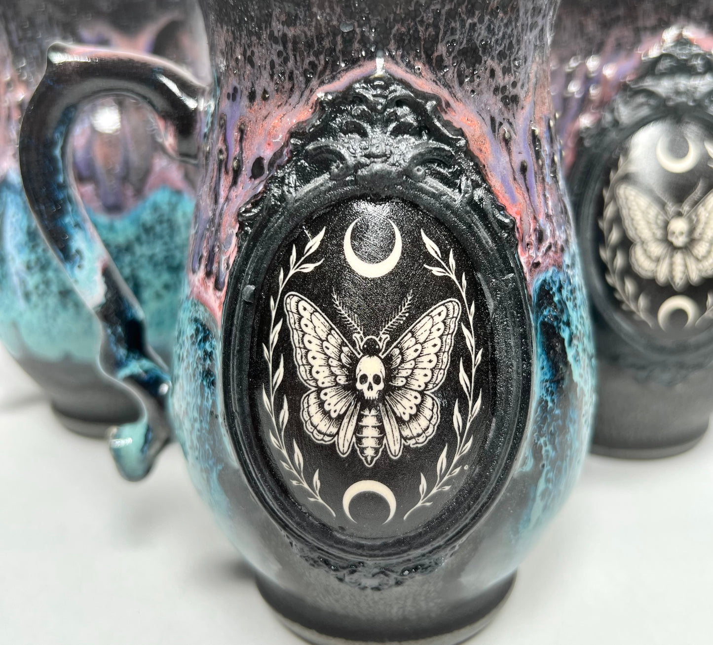 (PREORDER)Purple and Teal Deaths-head Hawkmoth Mug