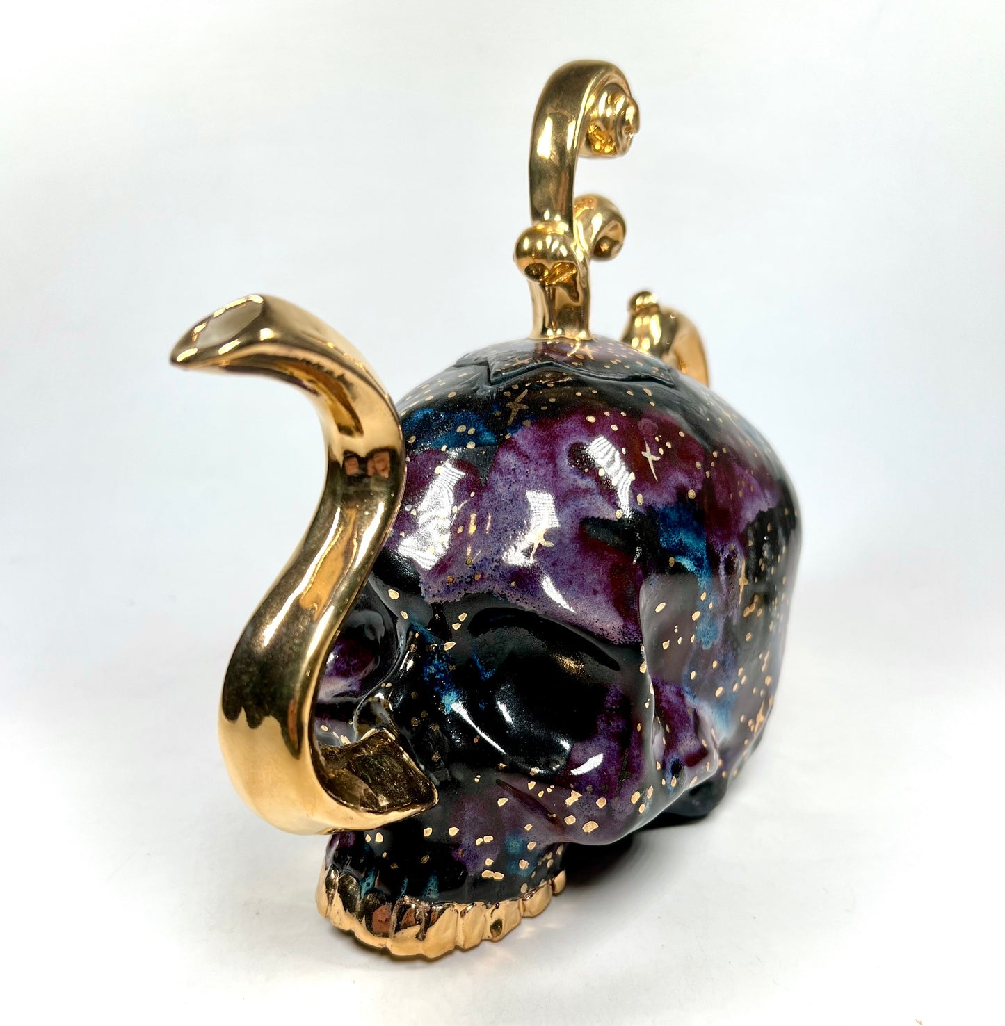 (PREORDER) Deadspace Victorian Skull Teapot
