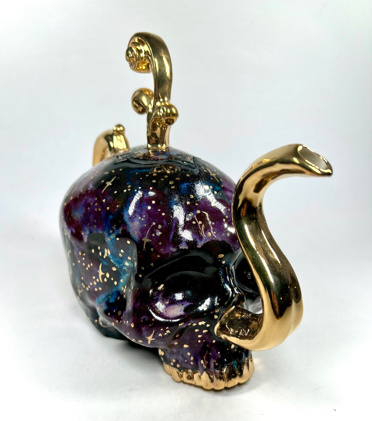 (PREORDER) Deadspace Victorian Skull Teapot