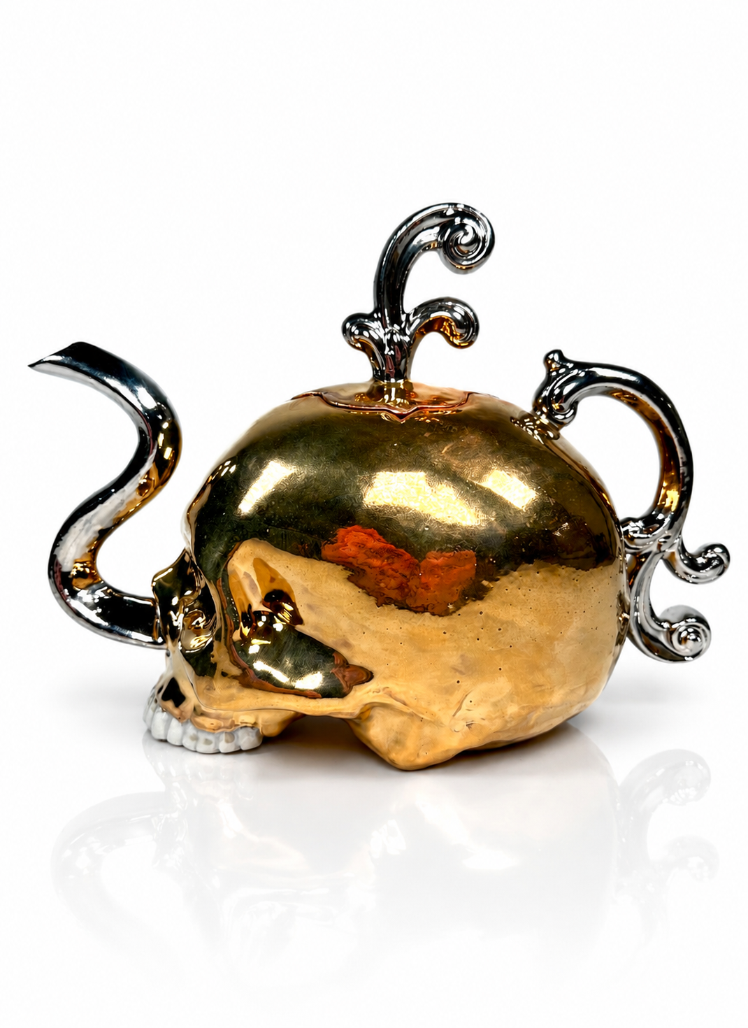 The Gilded Skull Teapot (Limited Edition)