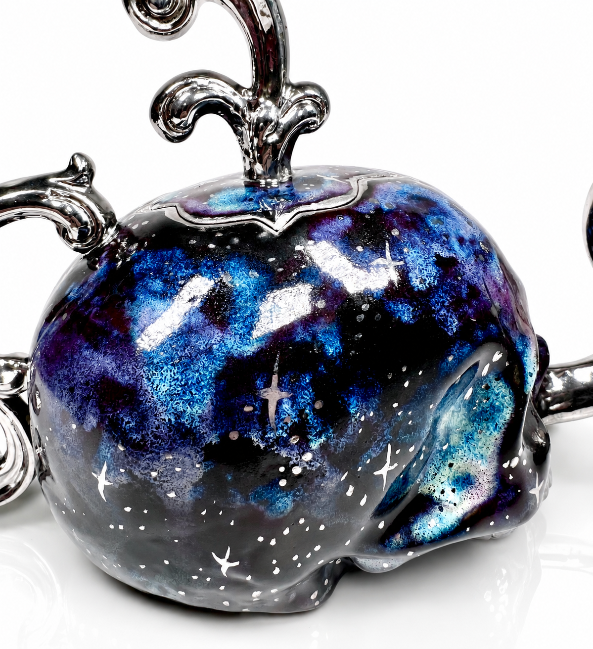 (PREORDER) Silver Deadspace Victorian Skull Teapot