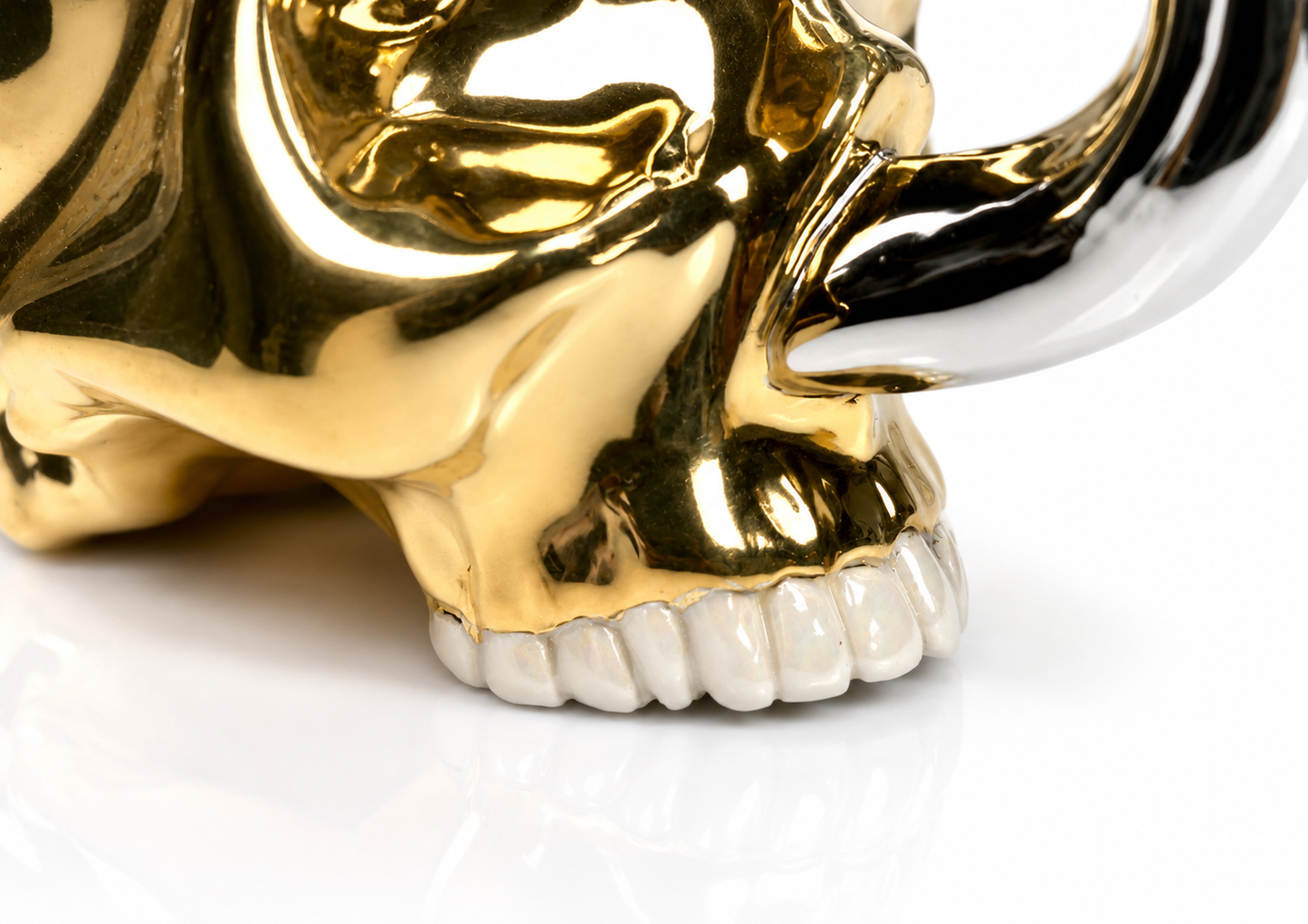 The Gilded Skull Teapot (Limited Edition)